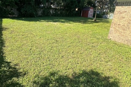 Best Lawn Mowing Schedule For Destin’s Coastal Climate